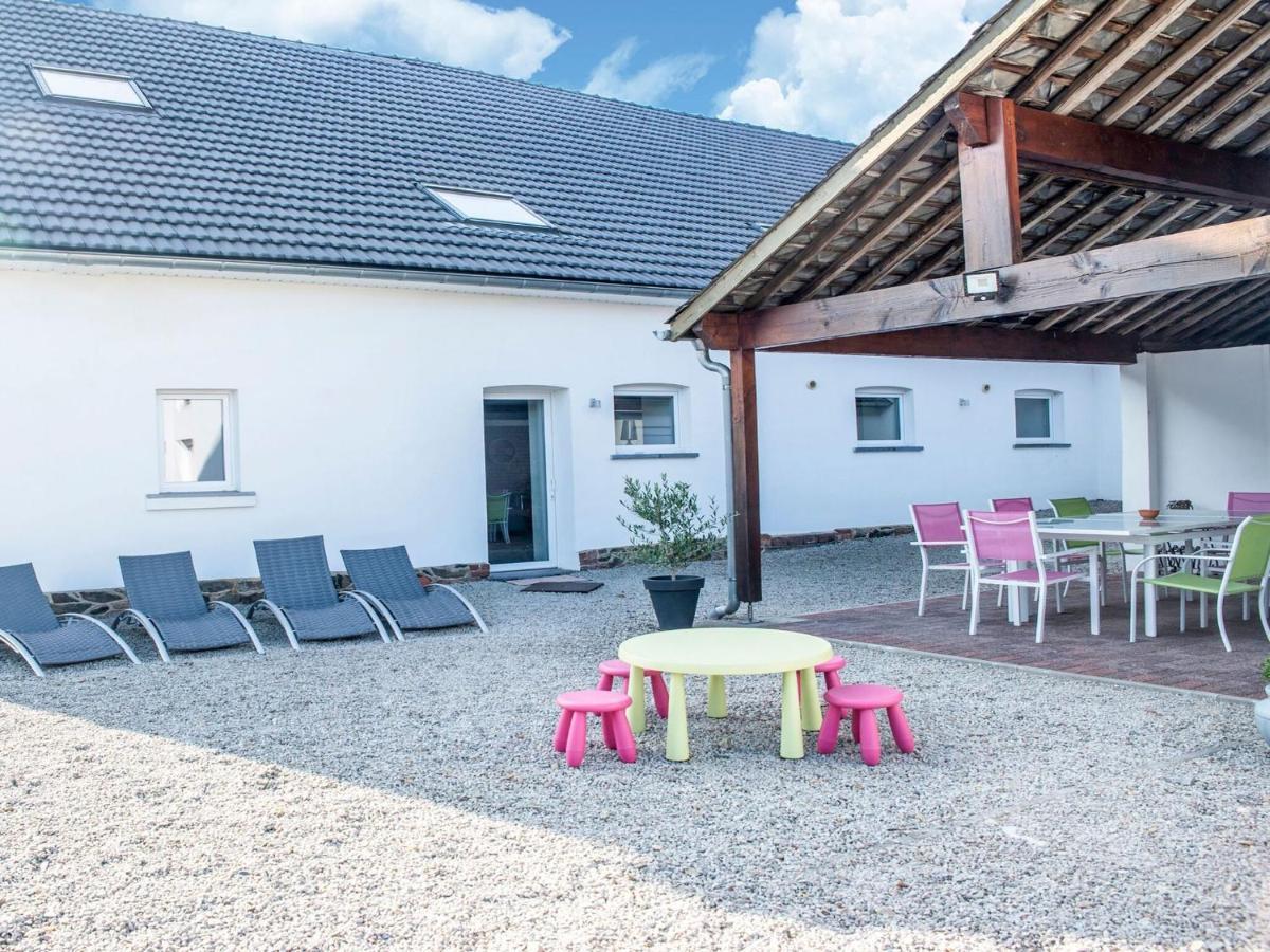 Elegant Holiday Home In Burnenville Belgium Exterior photo